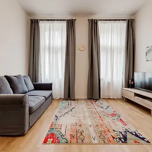https://my-prague-apartments-stepanska.praguehotelsweb.com