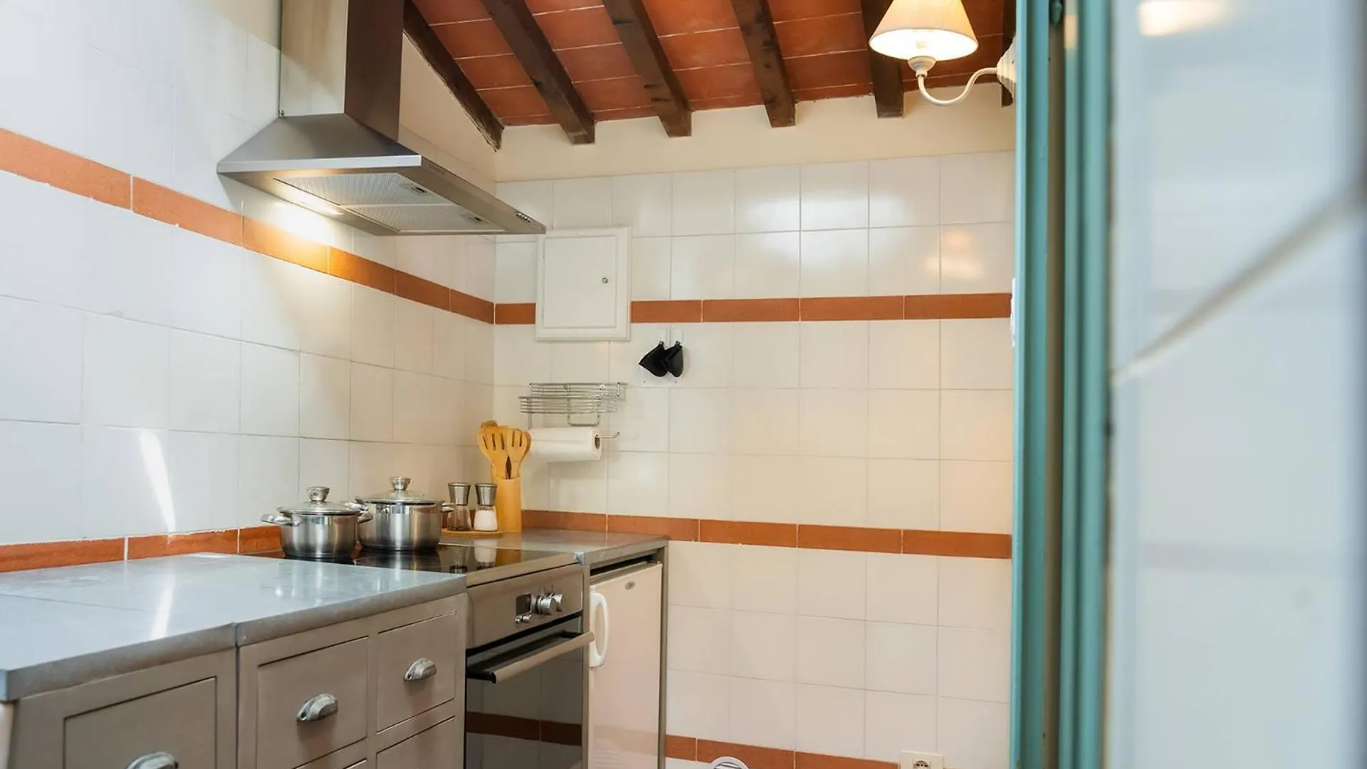 Agriturismo Torreghiotta بستويا