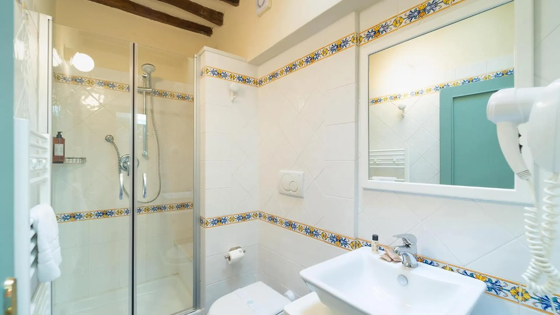 Agriturismo Torreghiotta Pistoia 0*,