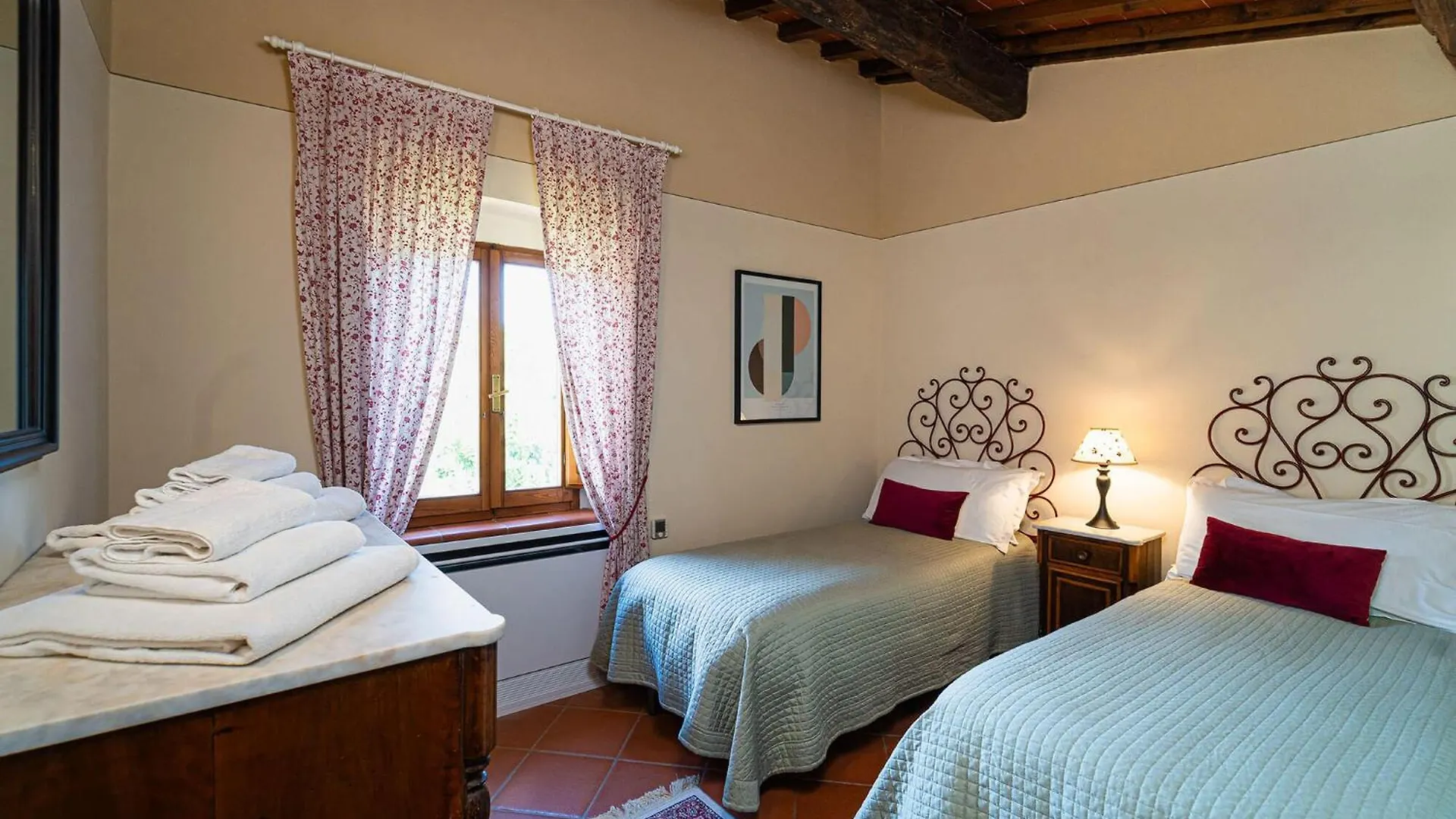 Agriturismo Torreghiotta 피스토이아 팜스테이